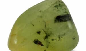 Il serpentino una pietra verde per un tocco di natura in casa